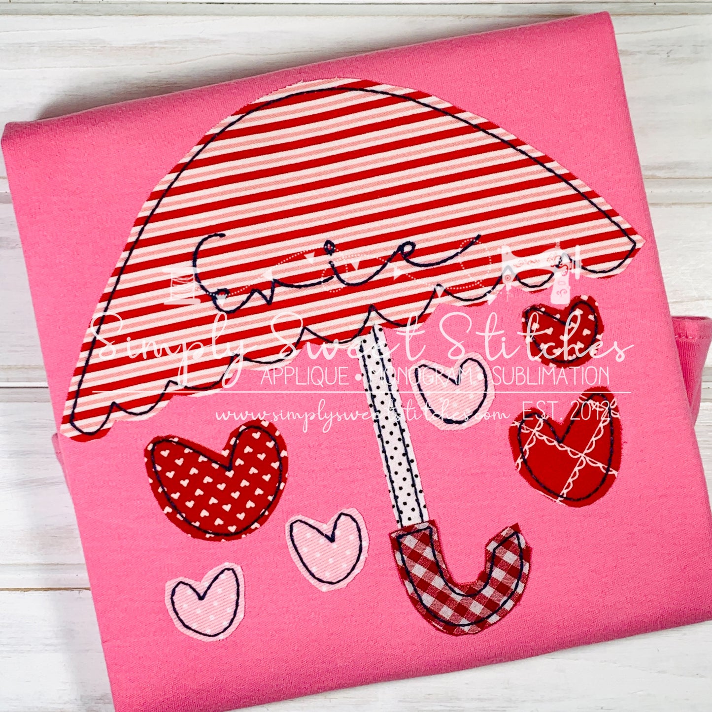 1930 - VALENTINE UMBRELLA - APPLIQUE CHILD SHIRT