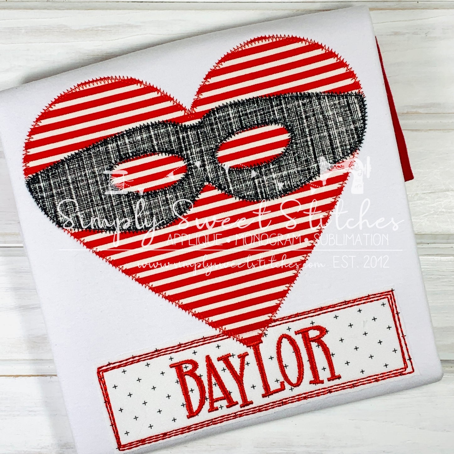 1936 - MASKED VALENTINE HEART - APPLIQUE CHILD SHIRT