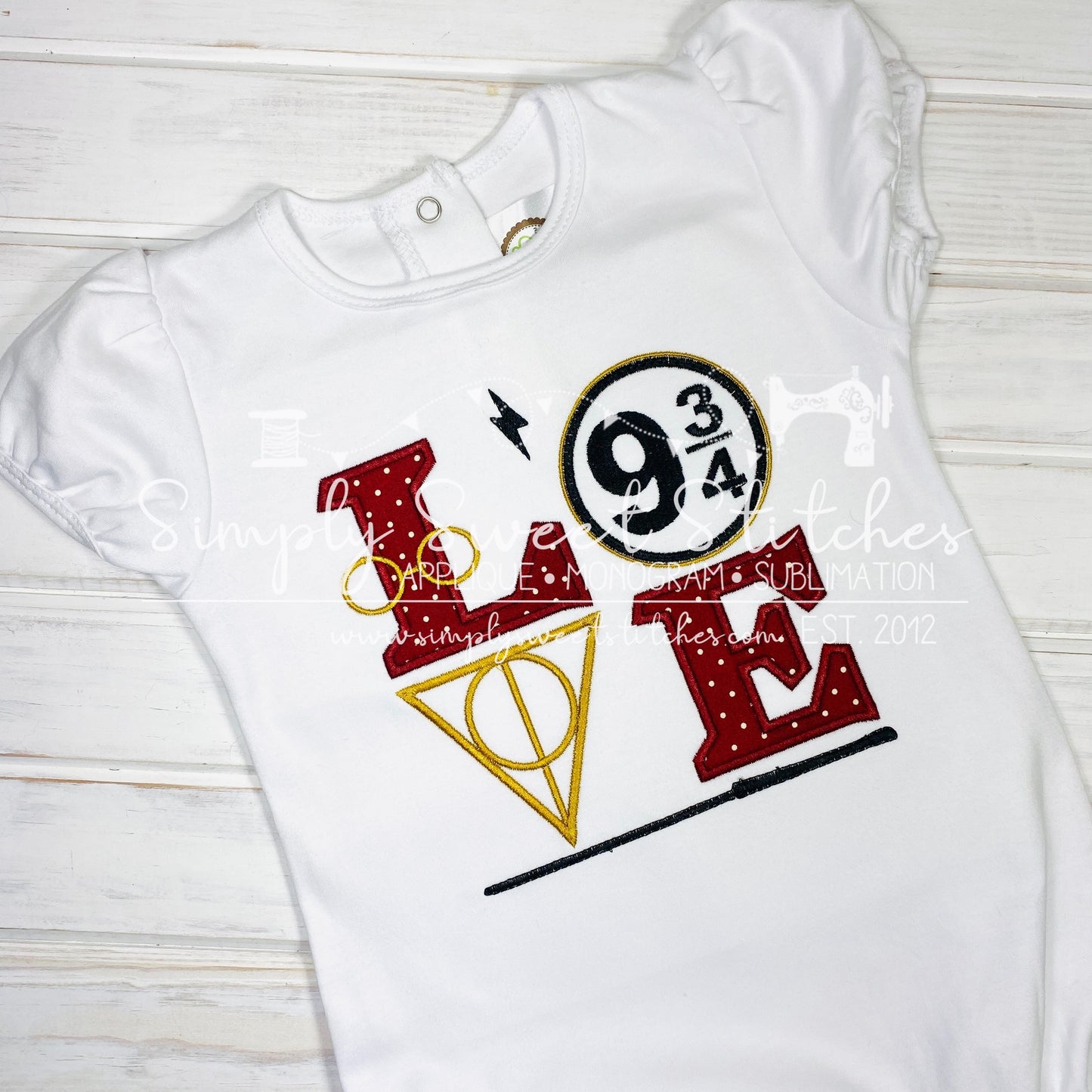 2092 - LOVE 9 3/4 - APPLIQUE CHILD SHIRT