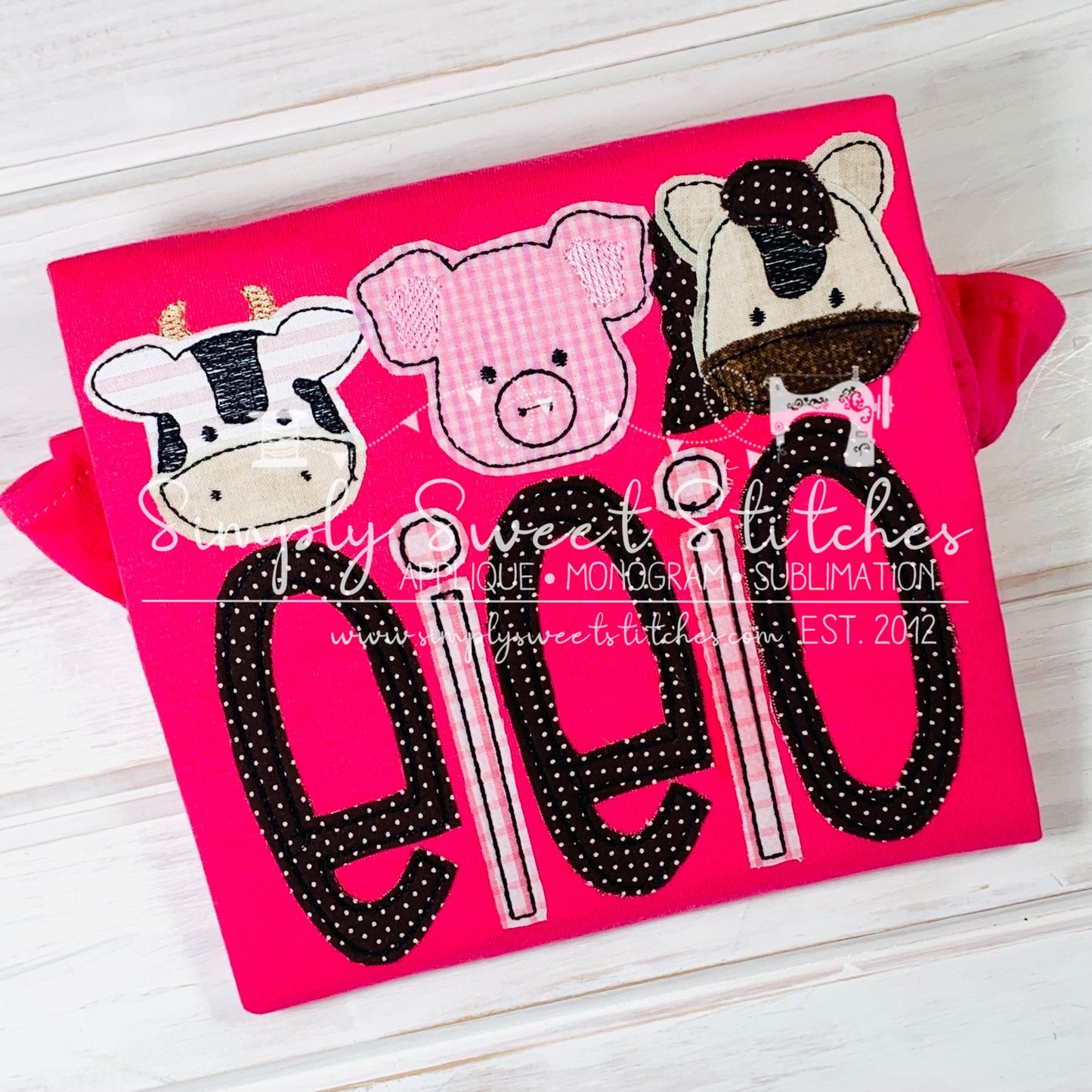 2051 - EIEIO FARM - APPLIQUE CHILD SHIRT