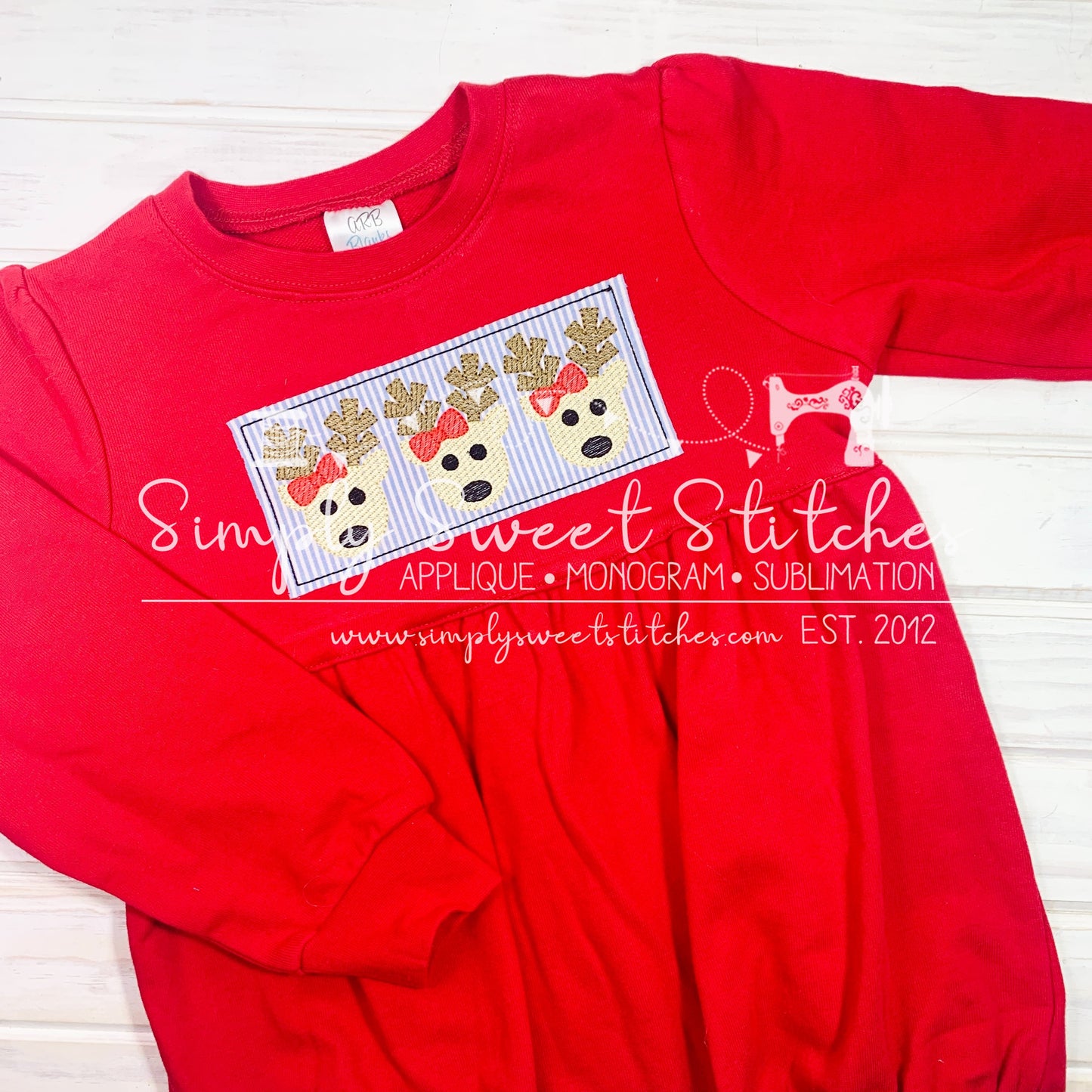 1357 - GIRL REINDEER TRIO - APPLIQUE CHILD SHIRT