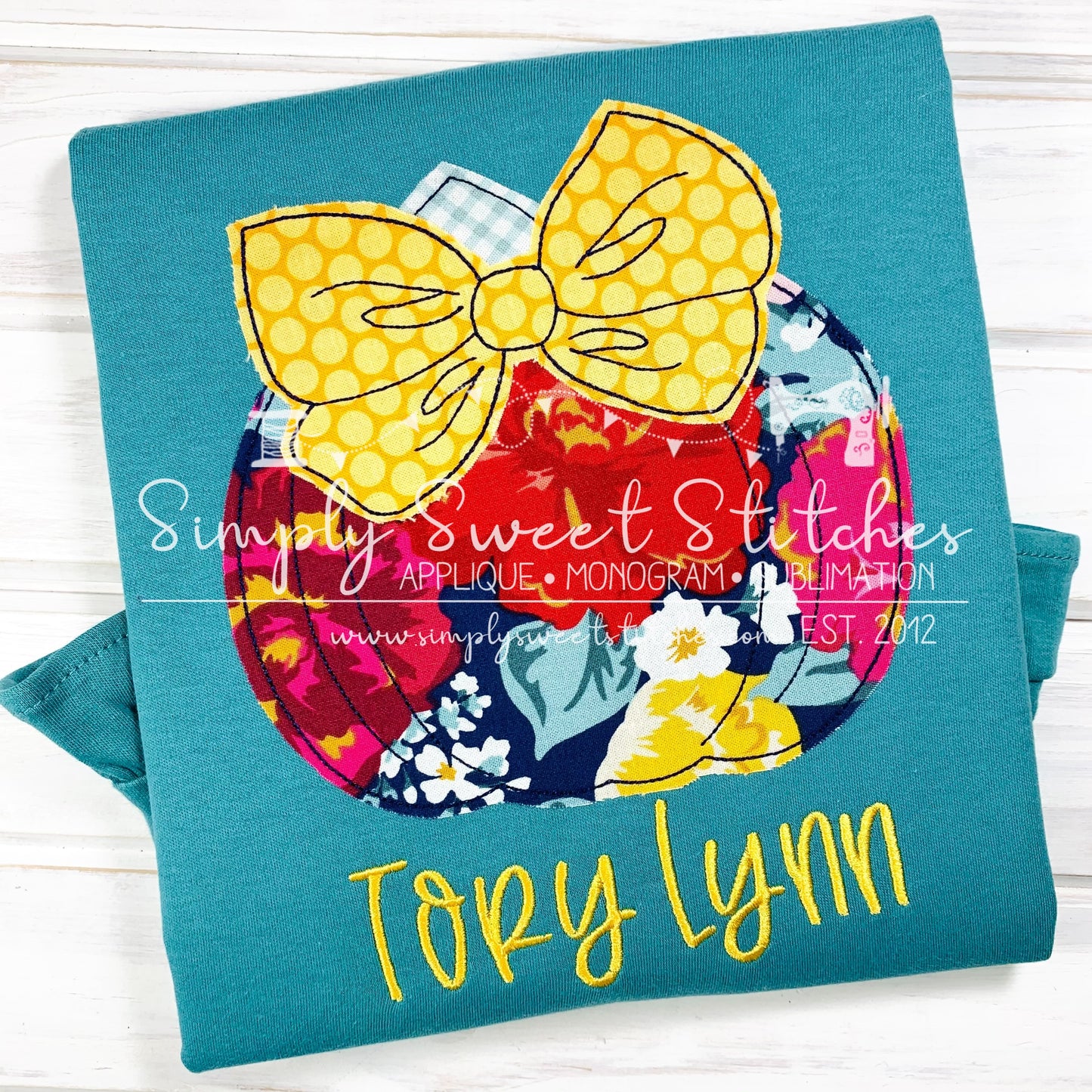 1210 - PUMPKIN WITH BIG BOW - APPLIQUE CHILD SHIRT