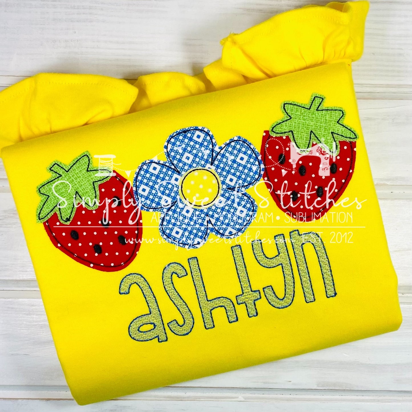 1989 - STRAWBERRY FLOWER - APPLIQUE CHILD SHIRT