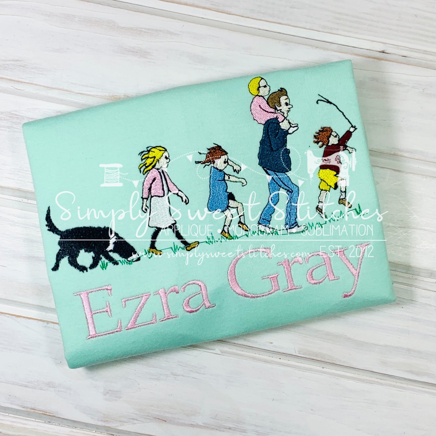 2117 - GOING ON A BEAR HUNT - SKETCH CHILD SHIRT