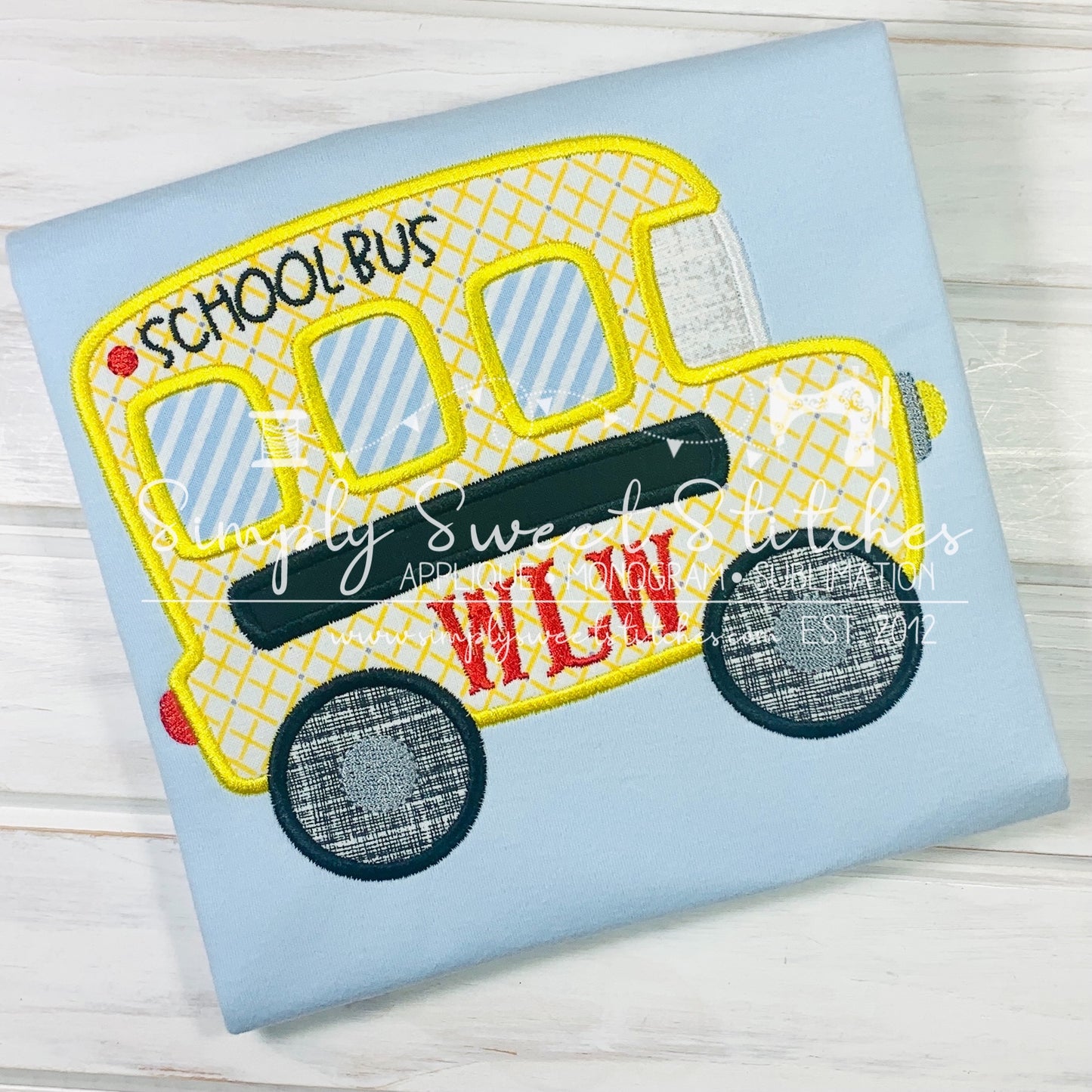 1023 - SCHOOL BUS - APPLIQUE CHILD SHIRT