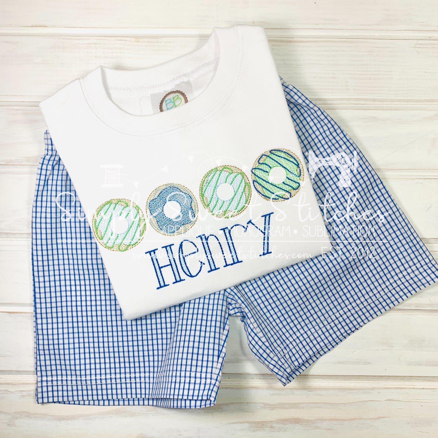 1684 - BOYS DOUGHNUT LINEUP - SKETCH CHILD SHIRT