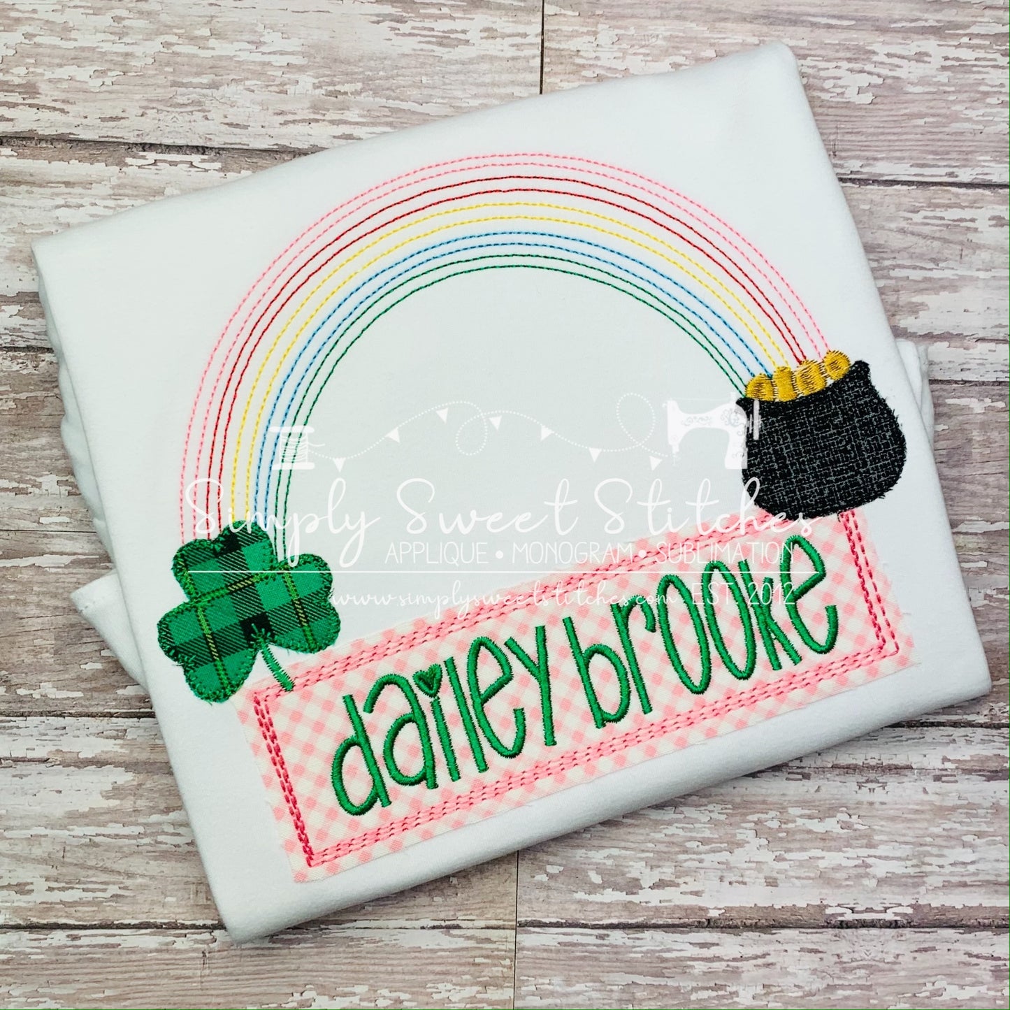 1721 - SOMEWHERE OVER THE RAINBOW APPLIQUE - CHILD SHIRT