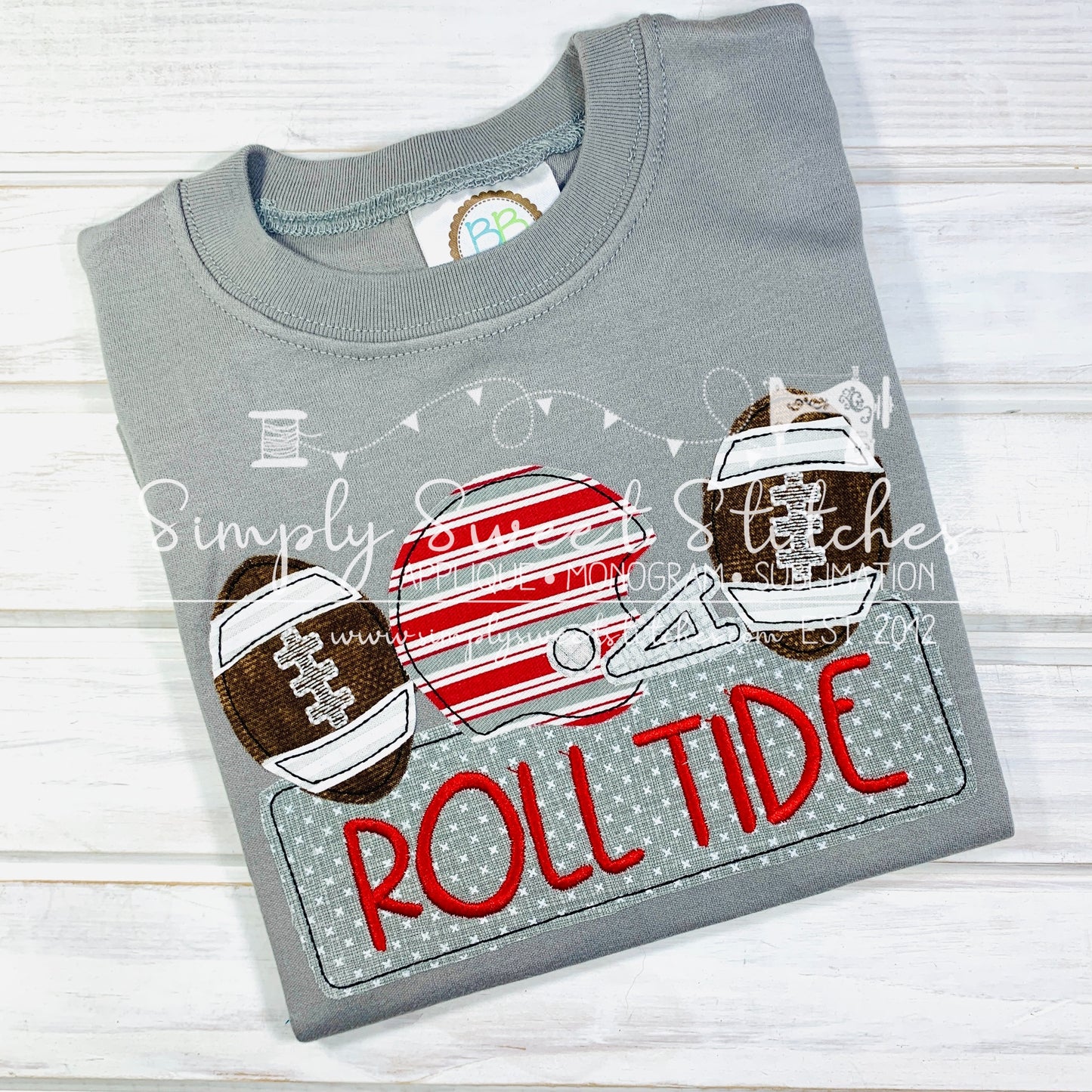 2121 - FOOTBALL HELMET TRIO APPLIQUE - APPLIQUE CHILD SHIRT