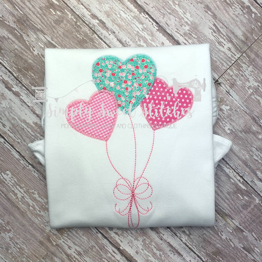 1290 - VALENTINE HEARTS BALLOON TRIO - APPLIQUE CHILD SHIRT