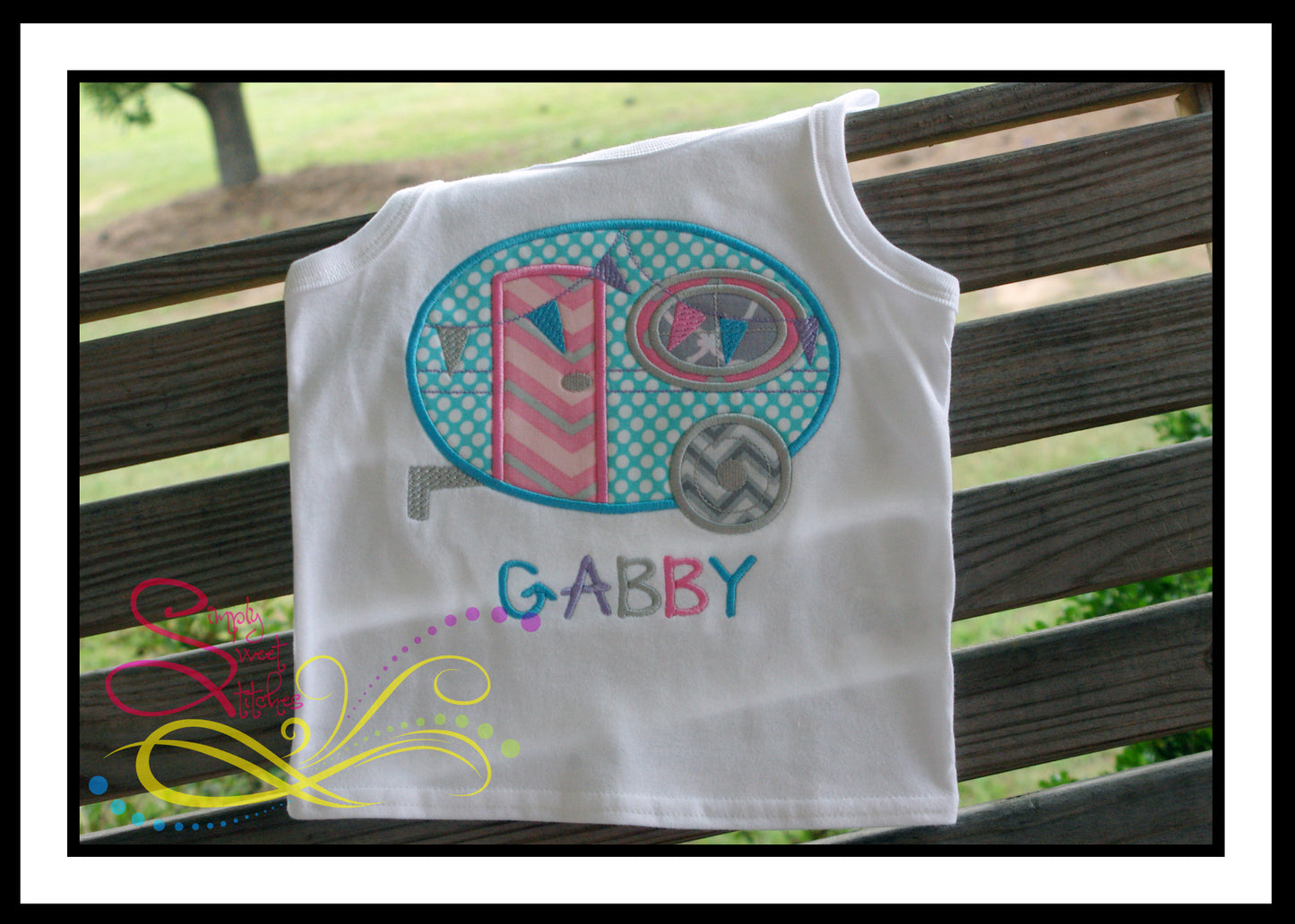 1038 - HAPPY CAMPER - APPLIQUE CHILD SHIRT