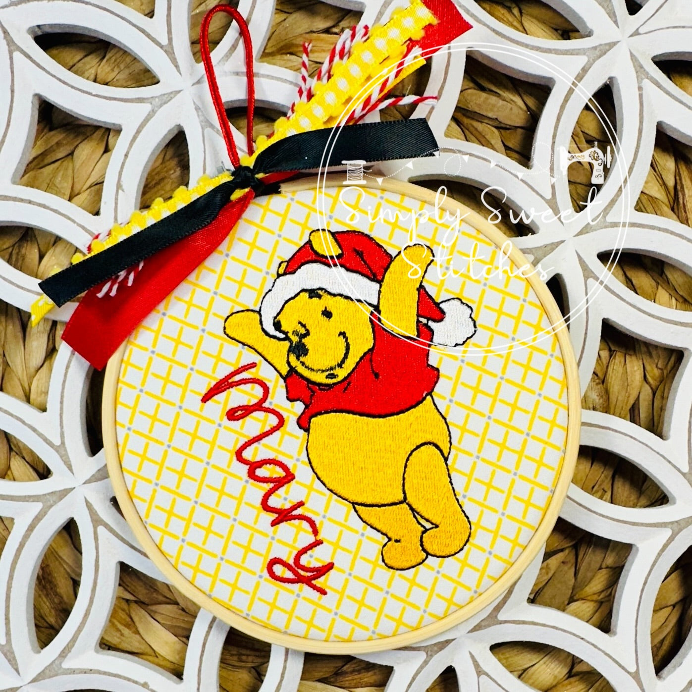 2789 - POOH BEAR SANTA HAT - ORNAMENT