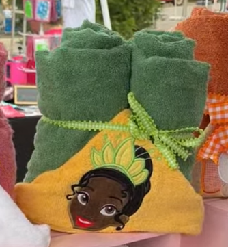 Tiana - Hooded Character Towel