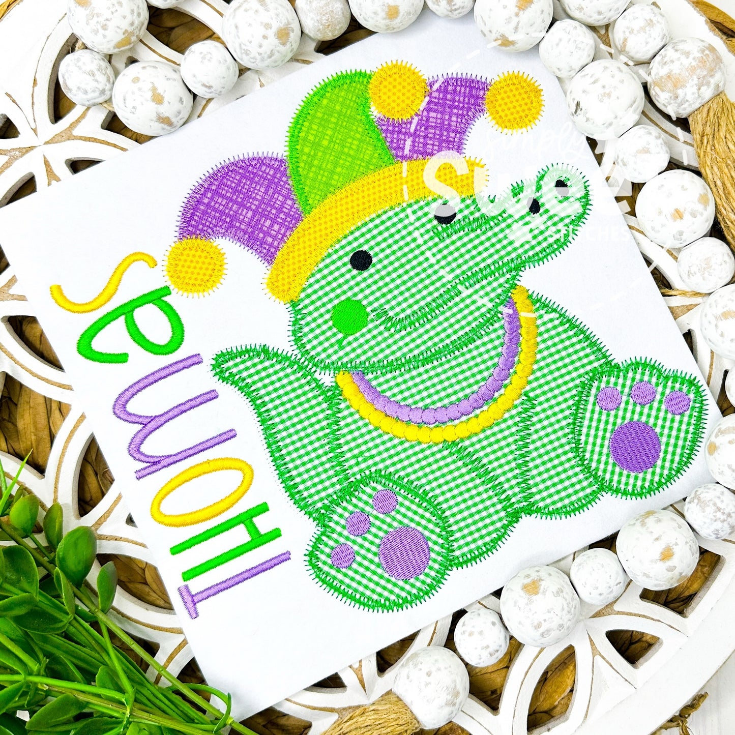 3001 | MARDI GRAS GATOR | APPLIQUE CHILD SHIRT