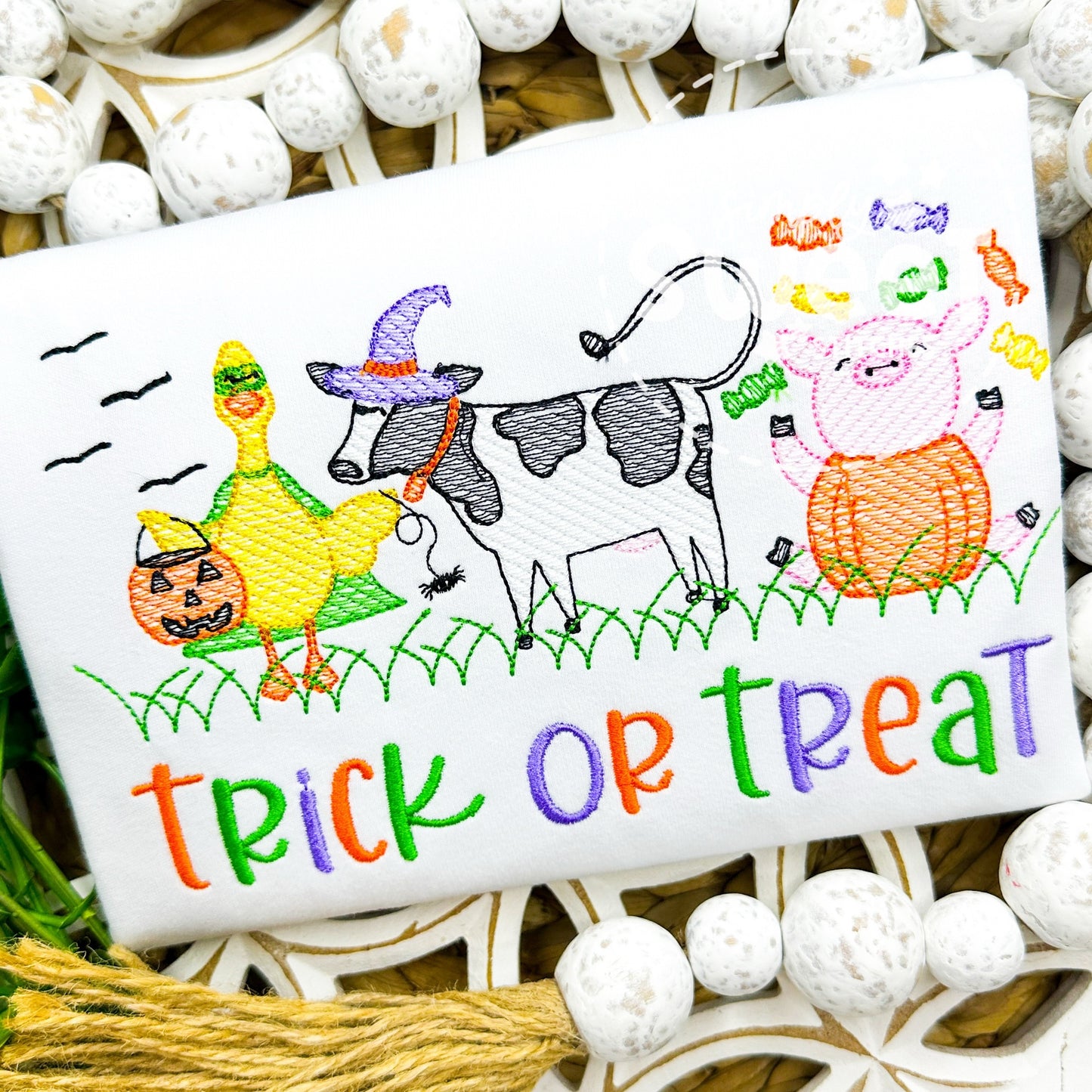 2829 - FARM ANIMAL TRICK OR TREAT | SKETCH CHILD SHIRT