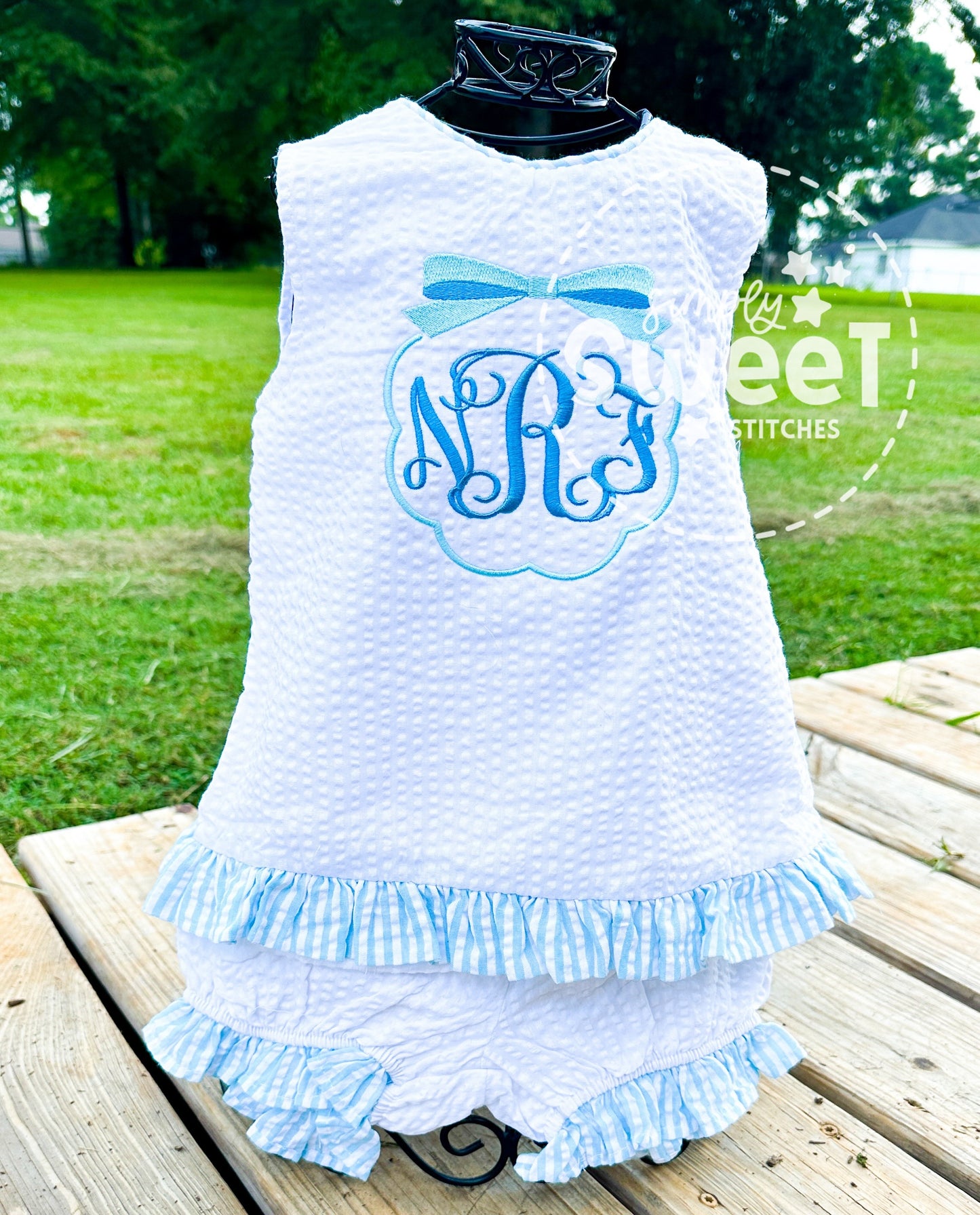 2802 - MONOGRAMMED / EMBROIDERED NAME - SEERSUCKER SWING BACK SET