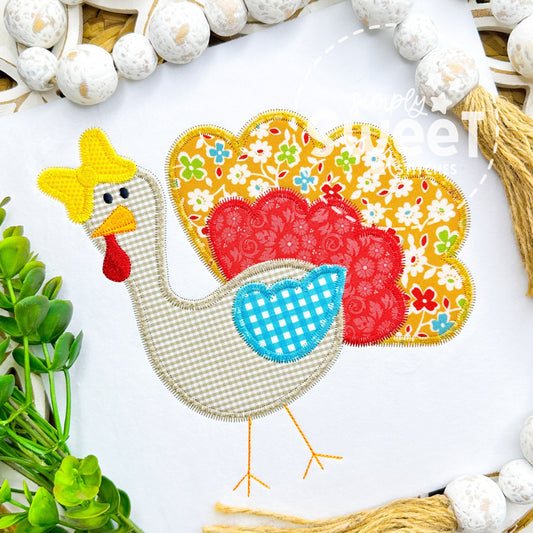 2943 - GIRLY TURKEY WITH BOW - APPLIQUE CHILD SHIRT
