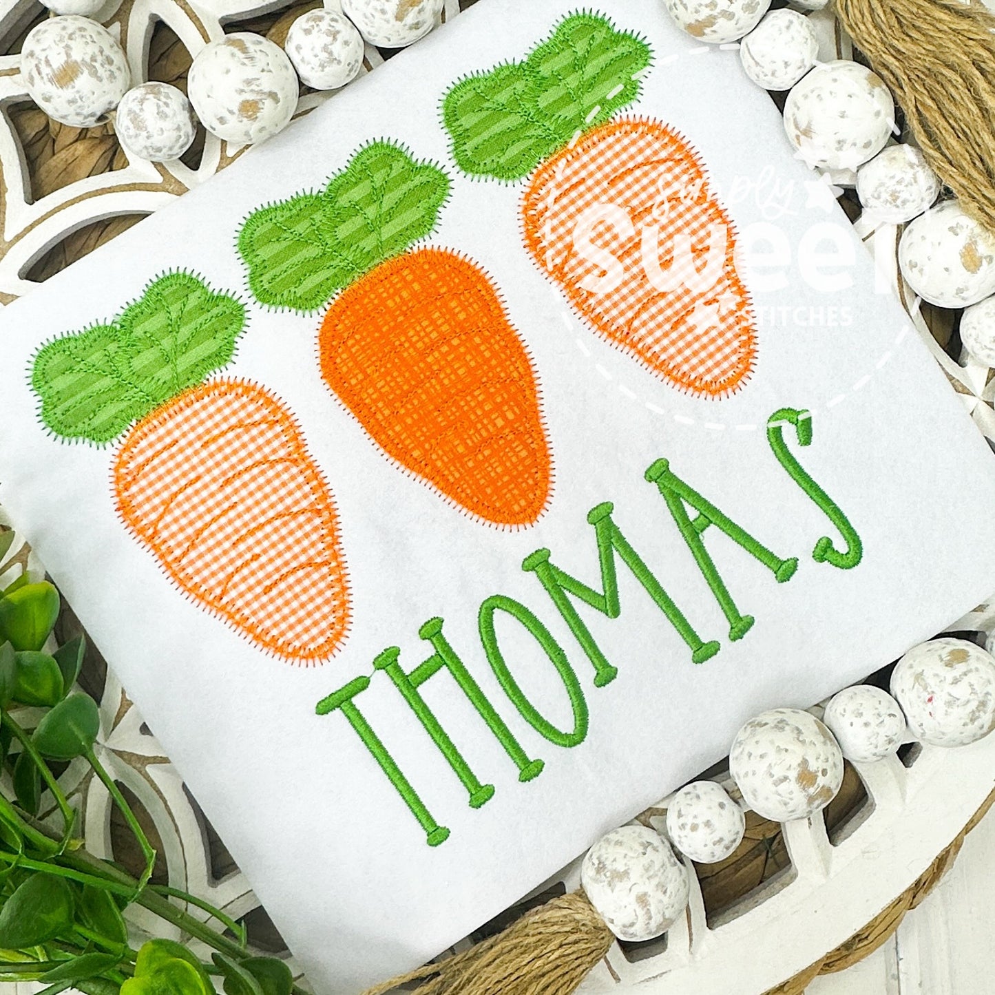 2993 | CARROTS TRIO | APPLIQUE CHILD SHIRT