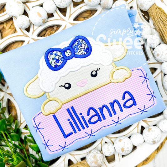 2979 | GIRL LAMB PEEKER | APPLIQUE CHILD SHIRT