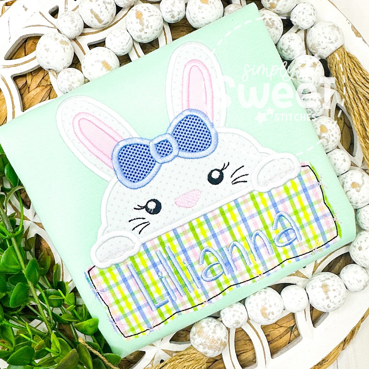 2980 | GIRL BUNNY PEEKER | APPLIQUE CHILD SHIRT