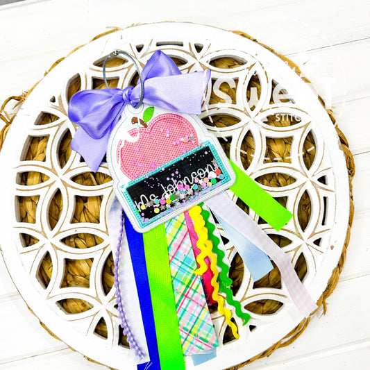 2909 - APPLE TEACHER - BAG TAG
