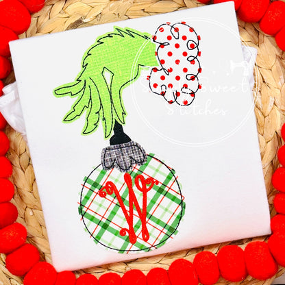 2391 - GRINCH HAND ORNAMENT - APPLIQUE CHILD SHIRT