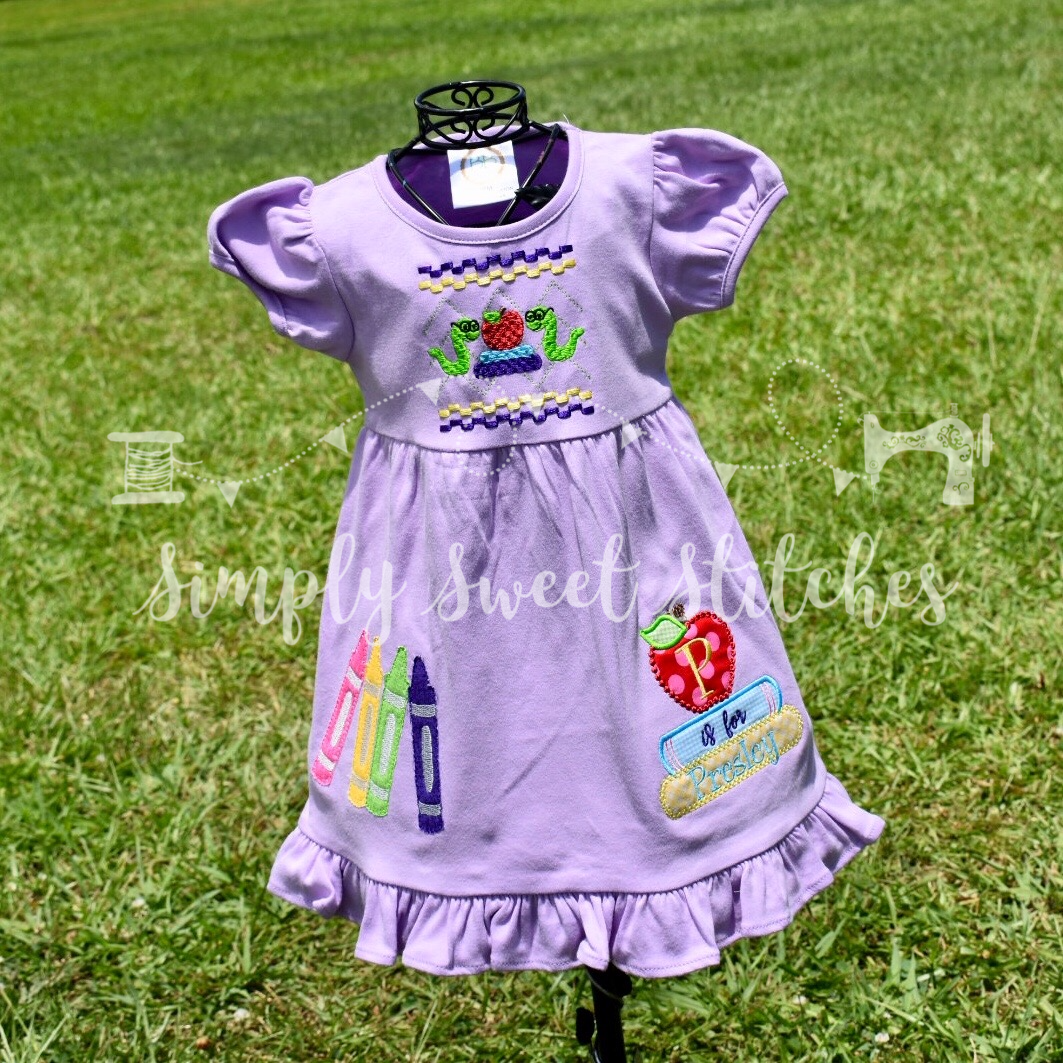 1433 - FAUX SMOCK BOOKWORM WITH CRAYONS - EMBROIDERY EMPIRE DRESS