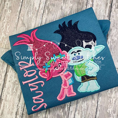 1599 - TROLLS FRIENDS - APPLIQUE CHILD SHIRT