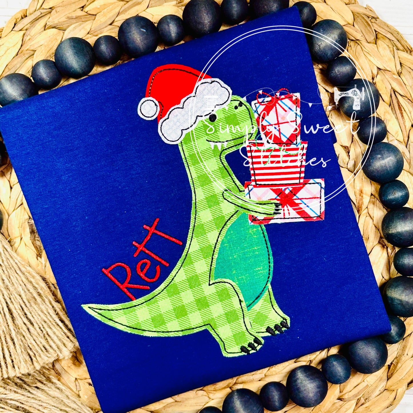 2433 - CHRISTMAS DINO WITH PRESENTS - APPLIQUE CHILD SHIRT