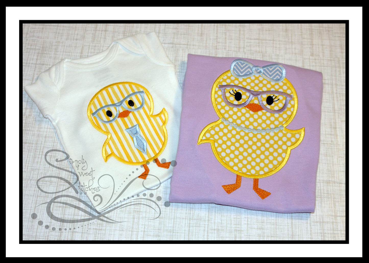 1014 - MR. EASTER CHICK WITH GLASSES - APPLIQUE CHILD SHIRT